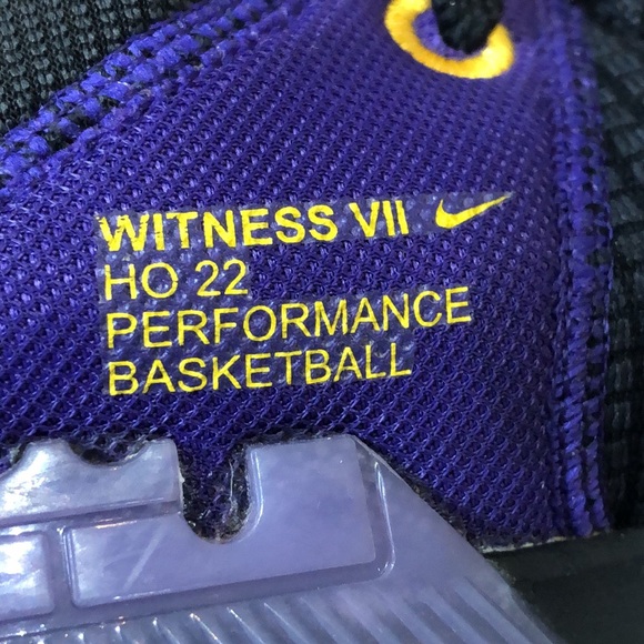 Nike Men\'s Lebron Witness 7 Basketball Shoe, Black/University Gold-lilac, Sz 10 main image 6